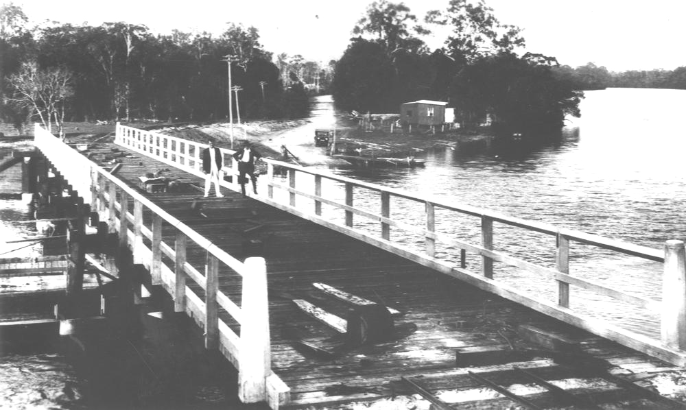 Cobaki Bridge at Tweed Heads New South Wales ca. 1926.jpg