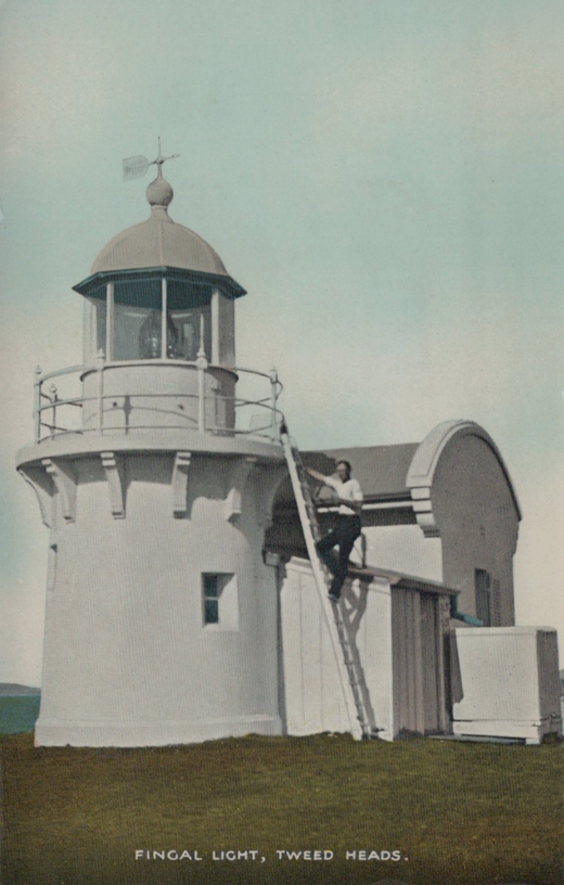 Postcard - Edco Series, No. 2422 - Fingal Light, Tweed Heads - 520x816.png