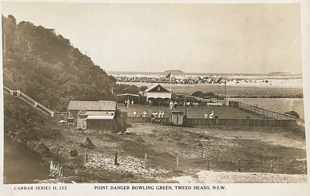Postcard - Carbar Series H.133 - Point Danger Bowling Green, Tweed Heads - 1000x633.png