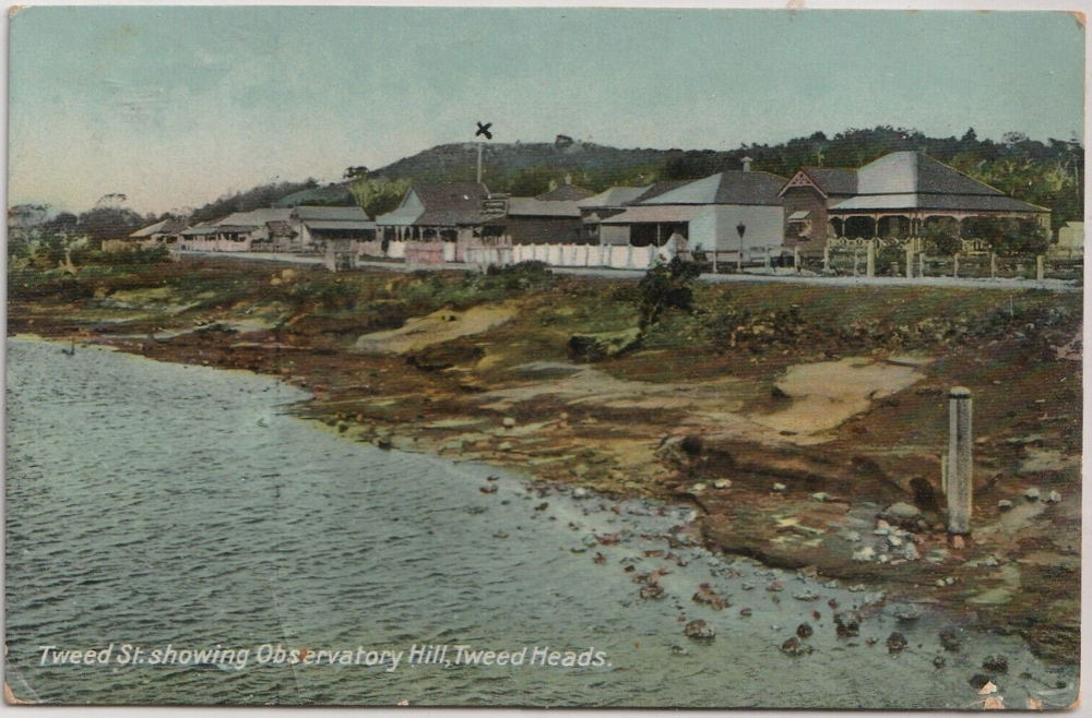 Postcard - Edco Series, No. 1697 - Tweed St. showing Observatory Hill, Tweed Heads - 1000x658.png