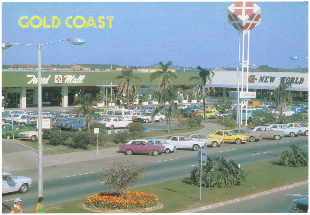 Tweed Mall - Postcard - Circa 1980 - 1000x693.png