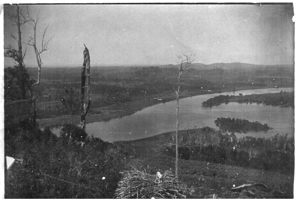 Postcard - Tweed River from Terranora - 1.png